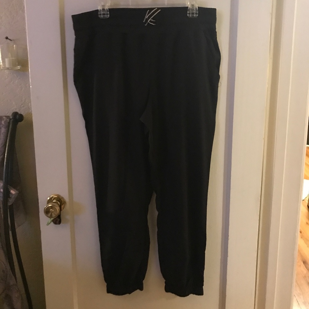 Cheryl Burke leisure wear jogger size 16P